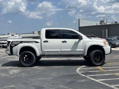 2013 Nissan Titan 4X4 SV 4DR Crew Cab SWB Pickup