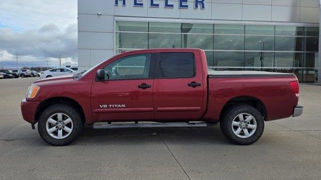 2013 Nissan Titan SV