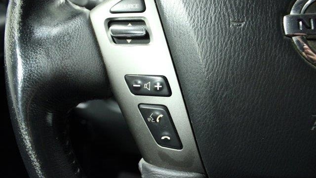2013 Nissan Titan SV