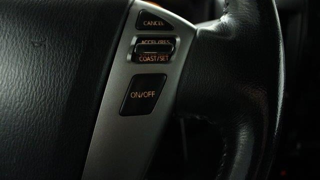 2013 Nissan Titan SV