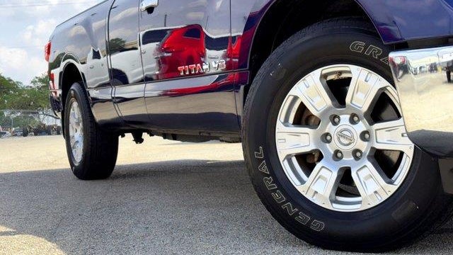 2018 Nissan Titan SV