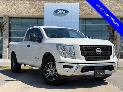 Photo of a 2024 Nissan Titan 4X4 SV 4DR King Cab 6.6 FT. LB for sale