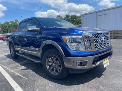 Photo of a 2018 Nissan Titan 4X4 Platinum Reserve 4DR Crew Cab for sale
