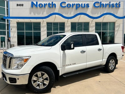 2018 Nissan Titan 4X4 SV 4DR Crew Cab