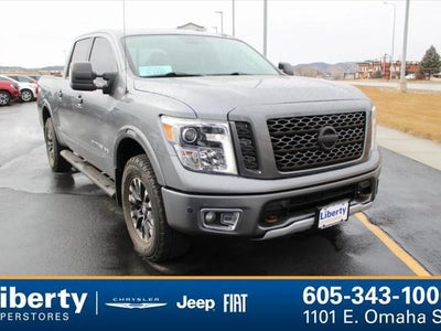 Photo of a 2018 Nissan Titan 4X4 PRO-4X 4DR Crew Cab for sale
