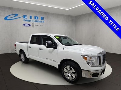 Photo of a 2018 Nissan Titan 4X4 S 4DR Crew Cab for sale