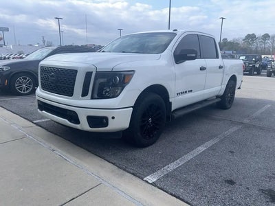 Photo of a 2019 Nissan Titan 4X4 S 4DR Crew Cab for sale