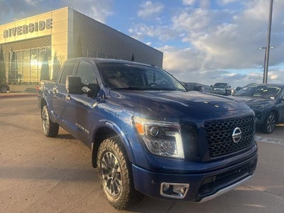 Photo of a 2018 Nissan Titan 4X4 PRO-4X 4DR Crew Cab for sale