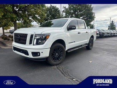 2019 Nissan Titan 4X4 S 4DR Crew Cab