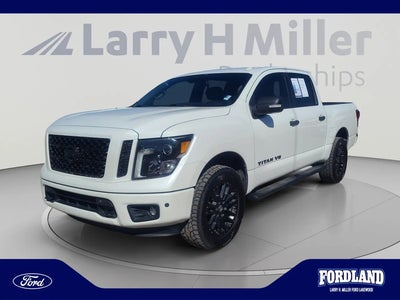 2019 Nissan Titan 4X4 S 4DR Crew Cab