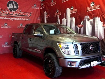 Photo of a 2019 Nissan Titan 4X4 S 4DR Crew Cab for sale