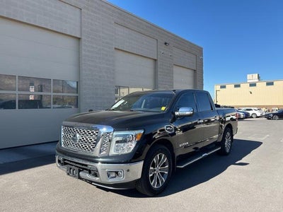 Photo of a 2017 Nissan Titan 4X2 SL 4DR Crew Cab for sale