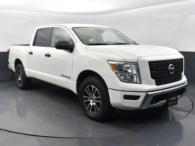 Photo of a 2022 Nissan Titan 4X4 S 4DR Crew Cab 5.6 FT. SB for sale