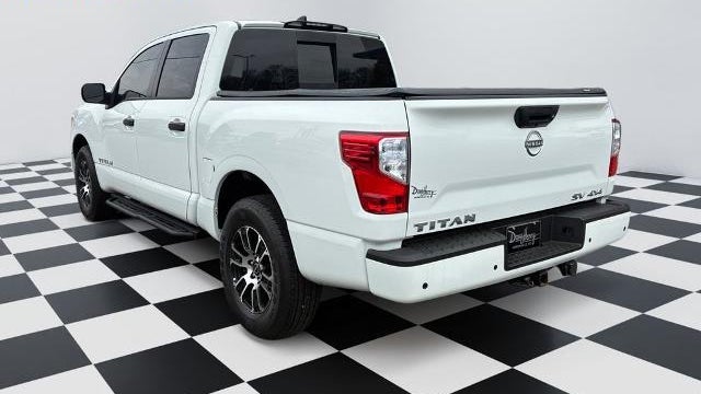 2024 Nissan Titan SV