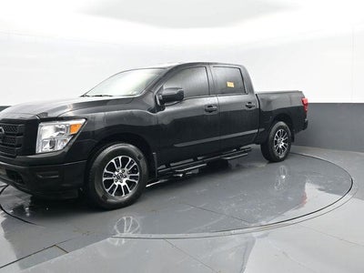 Photo of a 2024 Nissan Titan 4X4 SV 4DR Crew Cab 5.6 FT. SB for sale