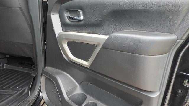 2023 Nissan Titan S