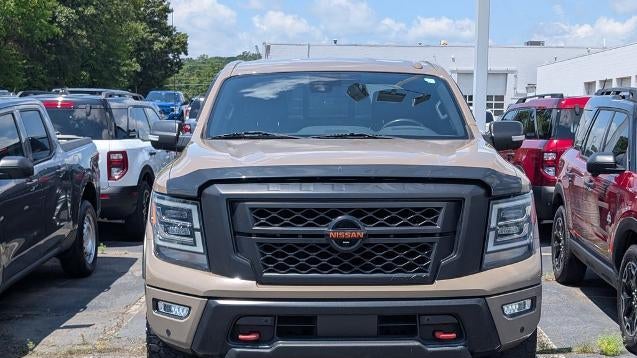 2021 Nissan Titan SV