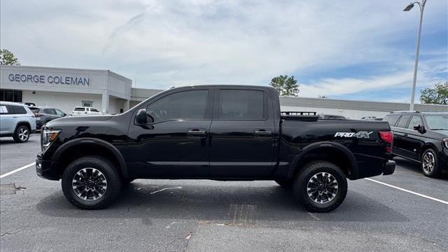 2021 Nissan Titan SV