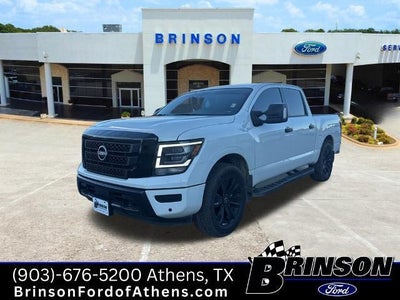 2023 Nissan Titan 4X4 Platinum Reserve 4DR Crew Cab 5.6 FT. SB