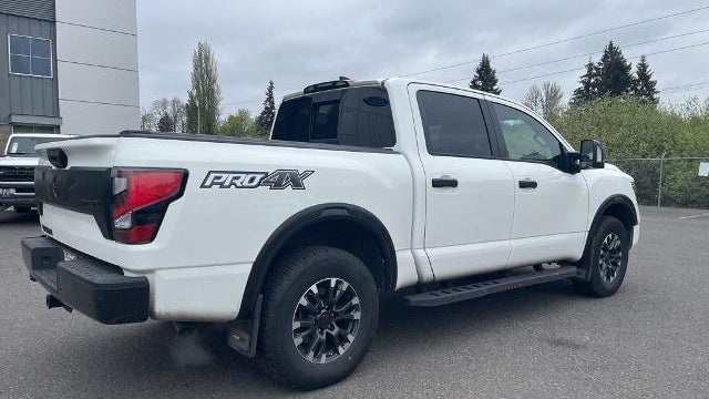 2024 Nissan Titan Platinum Reserve