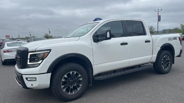 2024 Nissan Titan Platinum Reserve