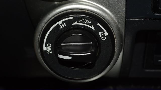 2020 Nissan Titan SV