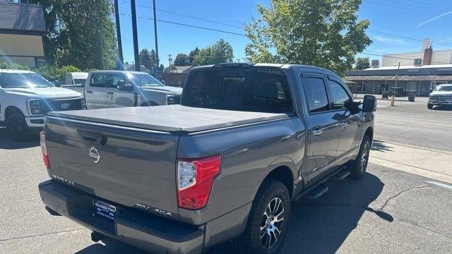 2021 Nissan Titan SV