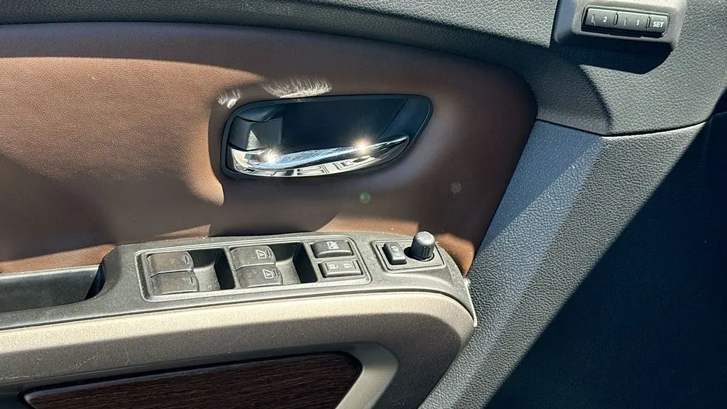 2024 Nissan Titan Platinum Reserve
