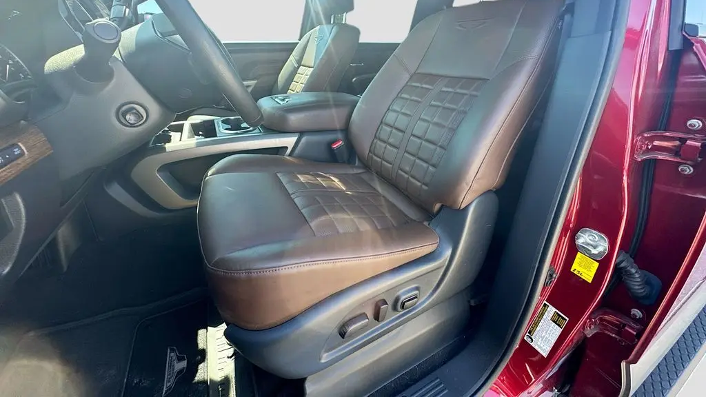 2024 Nissan Titan Platinum Reserve