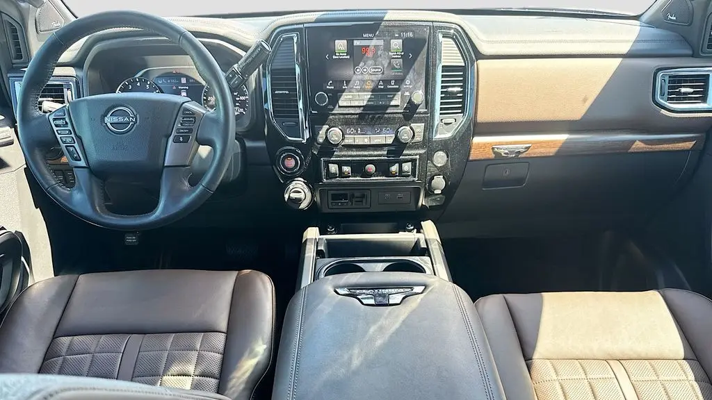 2024 Nissan Titan Platinum Reserve