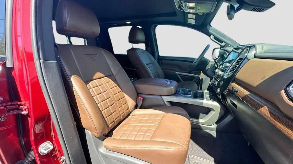 2024 Nissan Titan Platinum Reserve