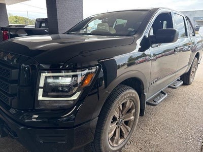 Photo of a 2024 Nissan Titan 4X4 Platinum Reserve 4DR Crew Cab 5.6 FT. SB for sale