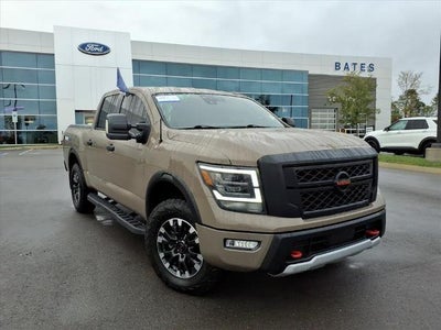 2021 Nissan Titan 4X4 PRO-4X 4DR Crew Cab