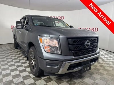 2021 Nissan Titan 4X4 SV 4DR Crew Cab 5.6 FT. SB