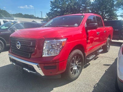 2021 Nissan Titan 4X4 SV 4DR Crew Cab 5.6 FT. SB