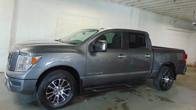 2021 Nissan Titan SV