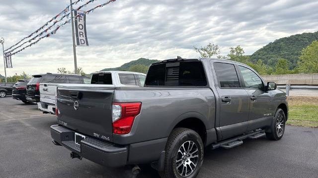 2023 Nissan Titan Platinum Reserve