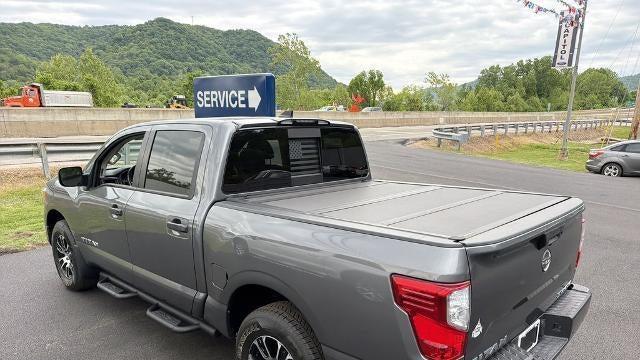 2023 Nissan Titan Platinum Reserve