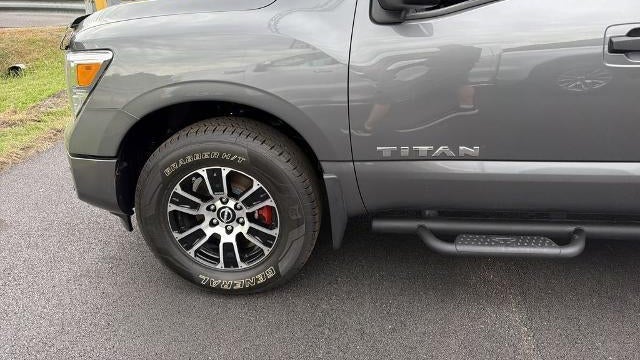 2023 Nissan Titan Platinum Reserve