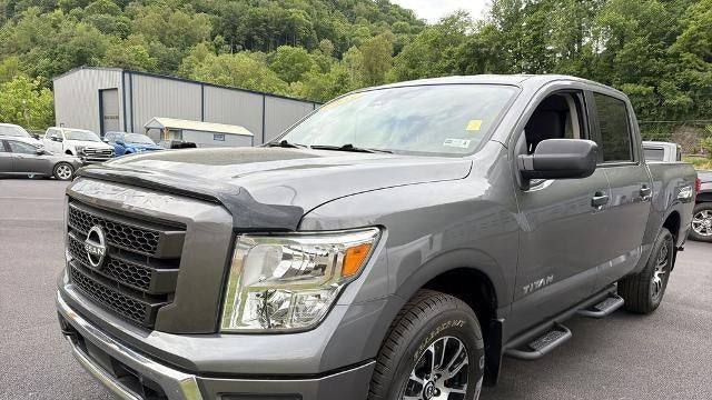 2023 Nissan Titan Platinum Reserve