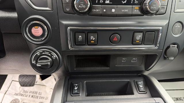 2023 Nissan Titan Platinum Reserve
