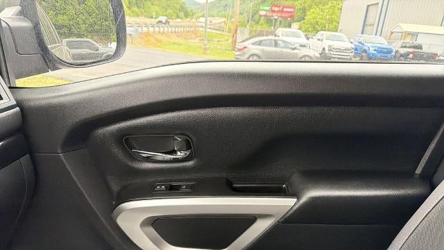 2023 Nissan Titan Platinum Reserve