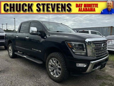 2020 Nissan Titan 4X4 SL 4DR Crew Cab 5.6 FT. SB