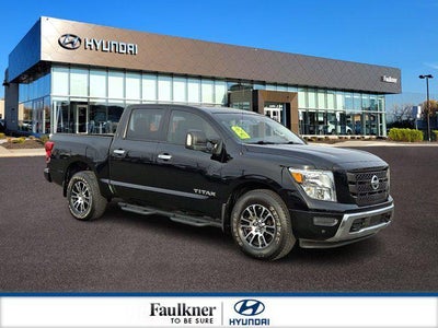 Photo of a 2021 Nissan Titan 4X4 SV 4DR Crew Cab 5.6 FT. SB for sale