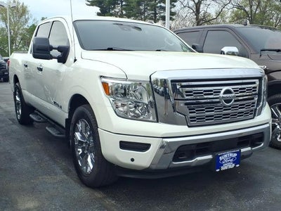 2021 Nissan Titan 4X4 SV 4DR Crew Cab 5.6 FT. SB