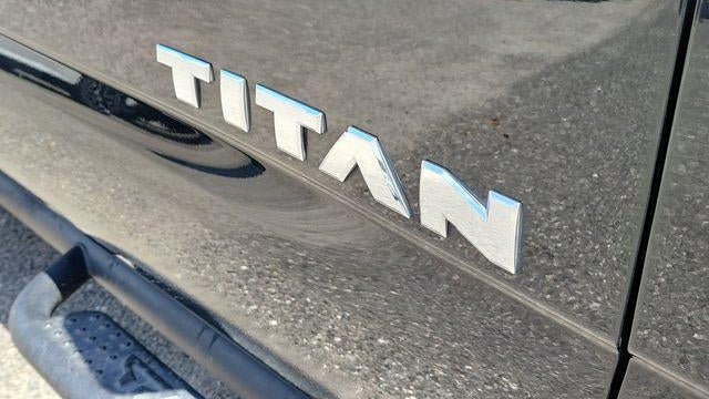 2021 Nissan Titan SV