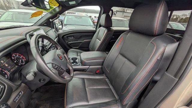 2022 Nissan Titan SV