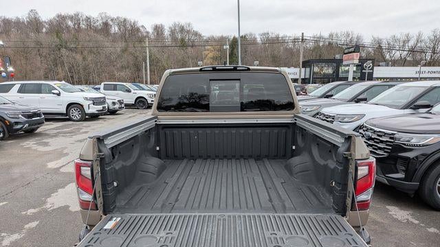2022 Nissan Titan SV