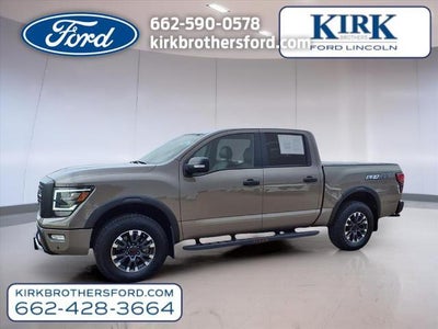 2024 Nissan Titan 4X4 PRO-4X 4DR Crew Cab