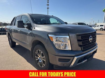 Photo of a 2020 Nissan Titan 4X4 SV 4DR Crew Cab 5.6 FT. SB for sale